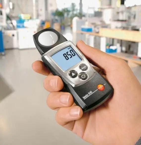 testo 540 光強度測定装置 - 露出計