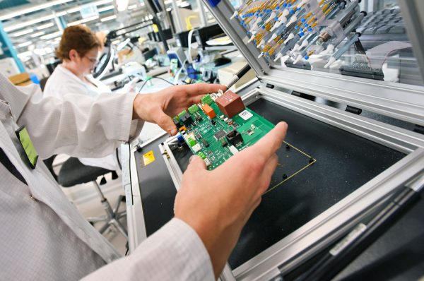 FCTマシンはPCBコンポーネントの機能をチェックします