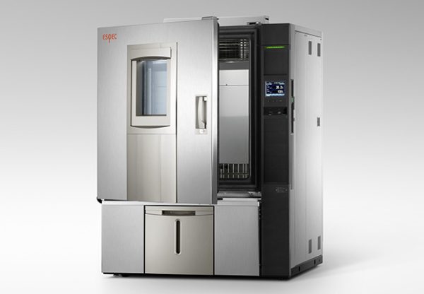 ESPEC MOISTURE AND TEMPERATURE TEST CABINET