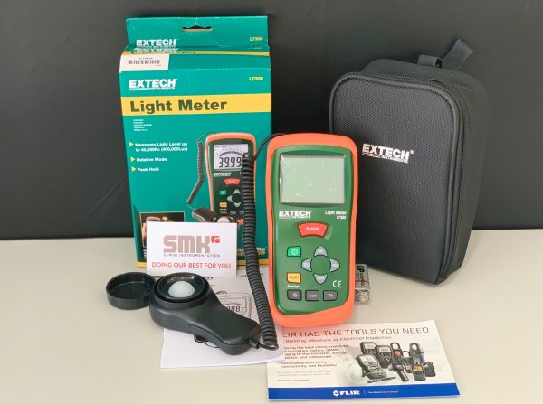 extech LT300 light intensity meter