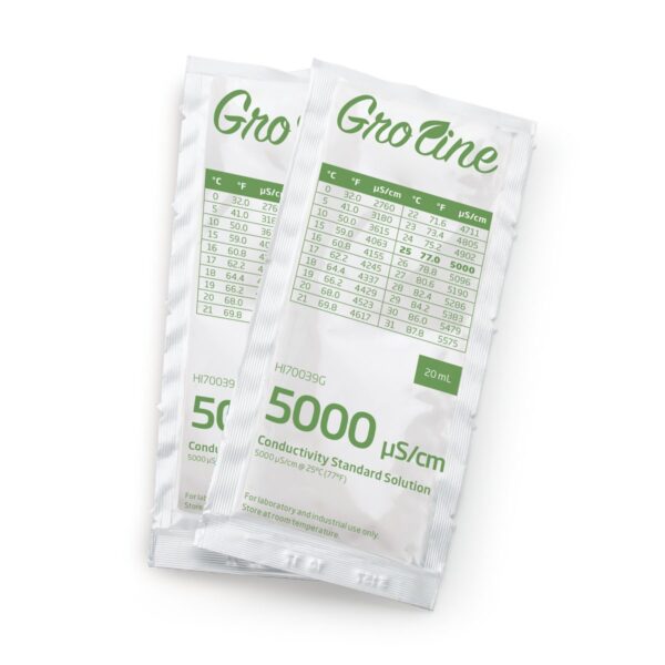 5000 µS/cm Conductivity Calibration Solution, Box of 25 20mL packets HI70039G