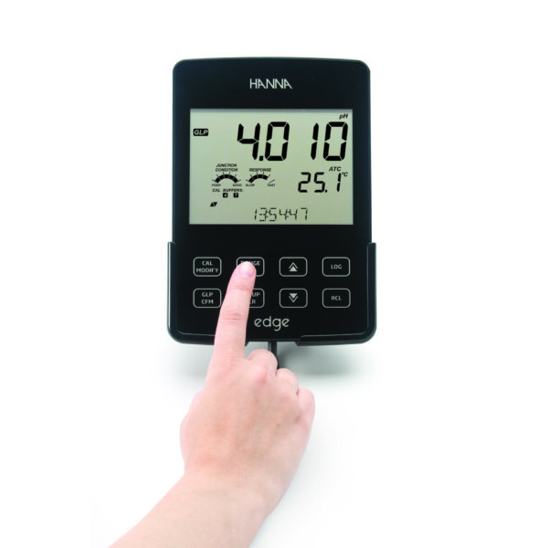 Edge Multi-Parameter - pH/Temperature Meter
