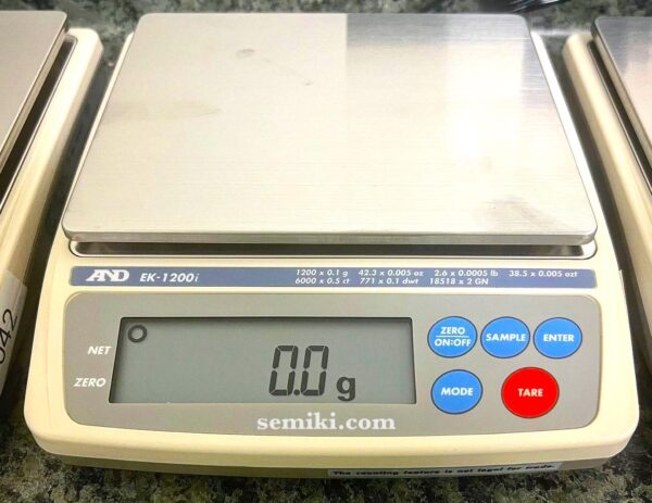 A&D Compact Balances EK-1200i cân chính xác 1200g x 0.1g - Image 2